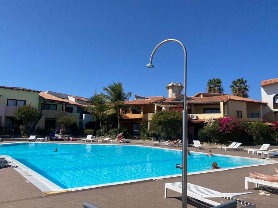 Porto Antigo - Charming & Peaceful Apartment Overlooking Pool And Sea سانتا ماريا المظهر الخارجي الصورة